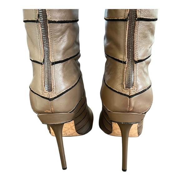 EUC!! L.A.M.B. Taupe Stiletto Knee High Boots, Size 6.5 - Picture 10 of 15